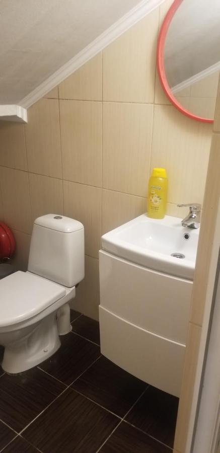 Студіо На Кoновальця Lägenhet Lviv Exteriör bild